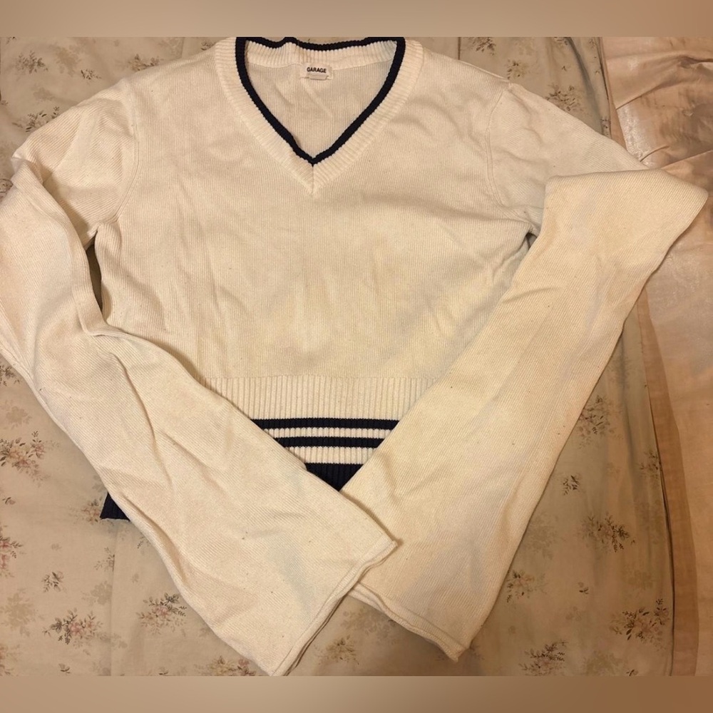 Garage brand size medium